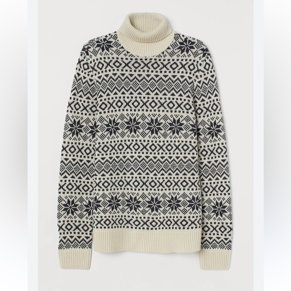 H&M Cream and Black Turtleneck Sweater